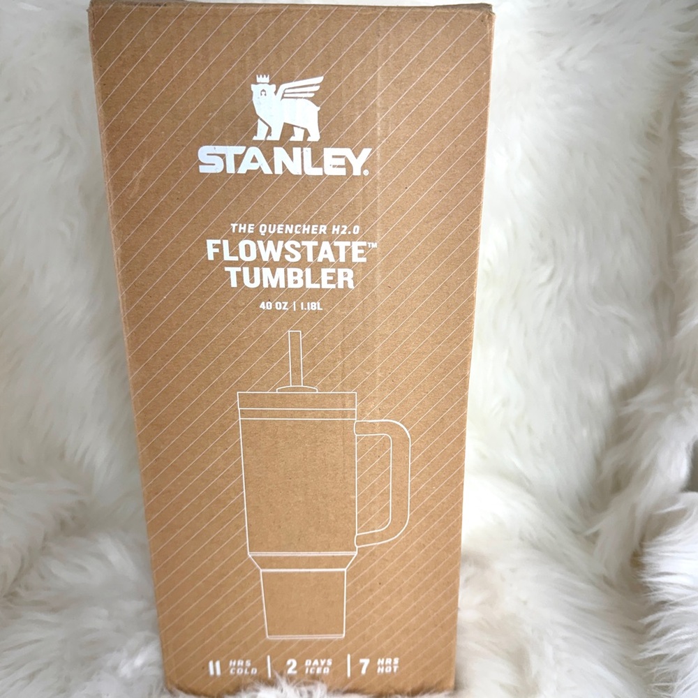 💖 Stanley Quencher H2.0 Tumbler in Soft Pink, 40 oz, NWT - Picture 6 of 12